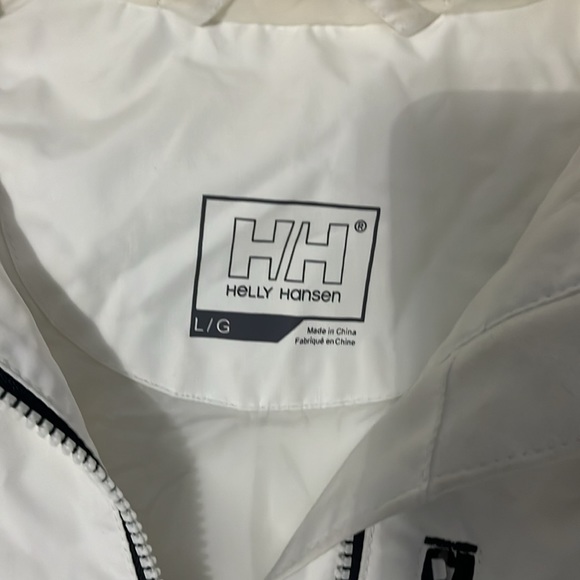 Helly Hansen Women's Crew Waterproof, Windproof, & Breathable Sailing jacket - Picture 4 of 9